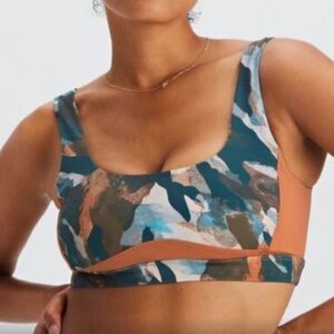 NWT Fabletics Gabriella Swimsuit Bra Medium